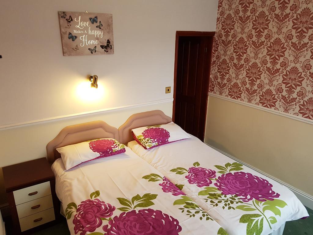 Chatley Court Guest House Бринлингтон Экстерьер фото