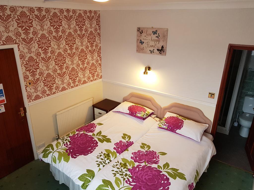 Chatley Court Guest House Бринлингтон Экстерьер фото