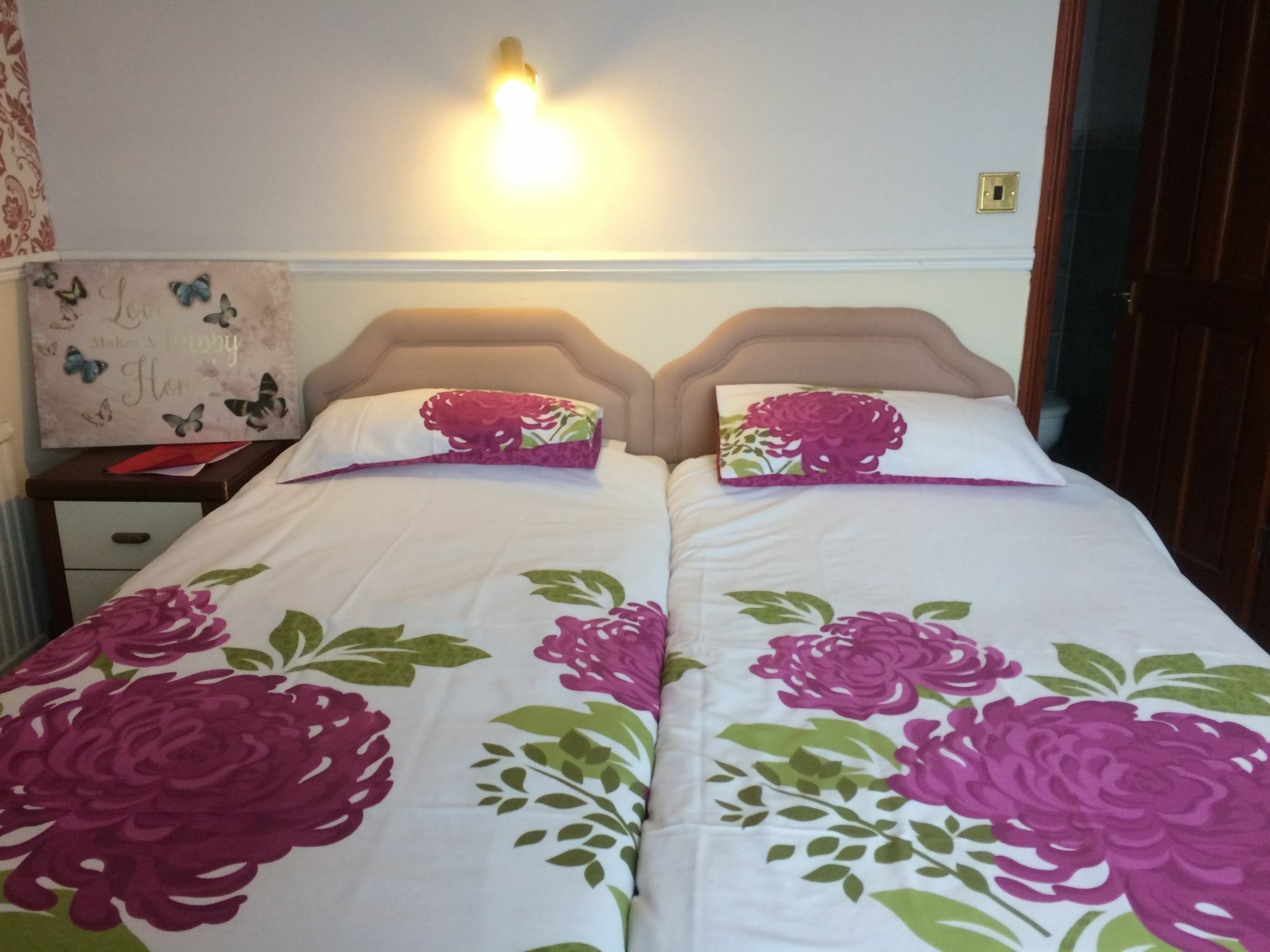 Chatley Court Guest House Бринлингтон Экстерьер фото