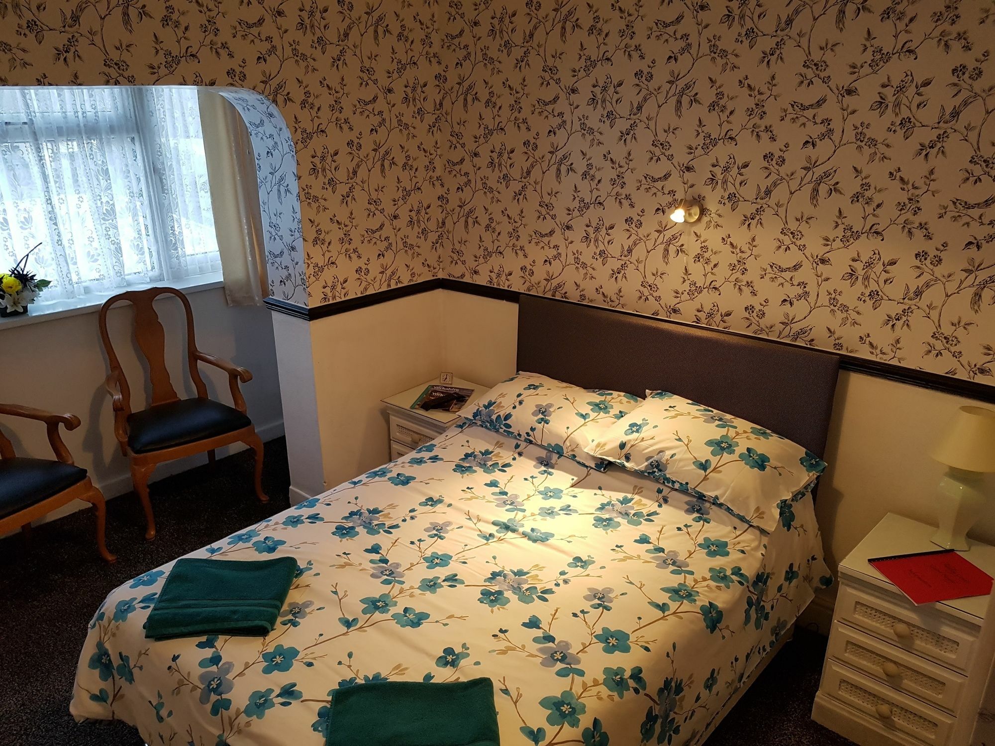 Chatley Court Guest House Бринлингтон Экстерьер фото